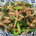 クックM6DK2O☆'s cooksnap of when they made ひき肉ともやしとニラの豆板醤炒め.