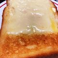 pisutatiyo's cooksnap of when they made シンプルチーズトースト.