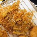 mmiii☆'s cooksnap of when they made 絶対ハマる！えのきの素揚げ.