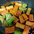 みちゃこmisako's cooksnap of when they made 厚揚げブロッコリーのケチャマヨ豆板醤炒め.