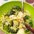 Eire's cooksnap of when they made ブロッコリーと卵の粒マスタードマヨ和え.