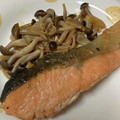 YUZU8120's cooksnap of when they made 鮭ときのこのバターソテー.