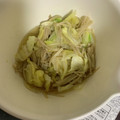犬飼ってる's cooksnap of when they made レンジで♬きゃべつとえのきのナムル.