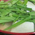 あゆたっくん's cooksnap of when they made ニラと豆腐とお麩の味噌汁.