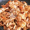 tomitomico's cooksnap of when they made ♪簡単！亀山みそ焼きうどん♪.