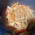 みずづいろ's cooksnap of when they made 【大根大量消費】大根と人参のきんぴら.