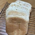 リラシャン's cooksnap of when they made 簡単ホームベーカリー薄力粉100％食パン.