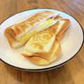 m_snoopy's cooksnap of when they made ホットサンドinチーズハム.
