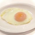 悠LOVE航's cooksnap of when they made 目玉焼きオリーブオイルマジックでセレブ風.