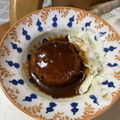月✳Iris's cooksnap of when they made 簡単☆主人も子供も大好き煮込みハンバーグ.