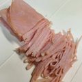 ひとみn♪'s cooksnap of when they made 冷やし中華に。くっつかないハムの切り方.