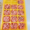 こたこてMAMA's cooksnap of when they made ♔離乳食中期♔鮭のフレーク.