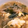 はな☆ゆう☆'s cooksnap of when they made もやしとわかめの中華風スープ.