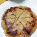 こみく's cooksnap of when they made 材料2つ！米粉のバナナパンケーキ.