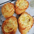 kanamama★'s cooksnap of when they made HBで♡チーズごろごろ♫Ｗチーズパン.