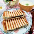 在宅勤務のおじさん's cooksnap of when they made ❁あんことチーズと胡麻のホットサンド❁.