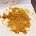 緑の人魚's cooksnap of when they made 固形コンソメを簡単に粉末に出来ます！.