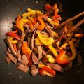 ame-ikuru's cooksnap of when they made 香り引き立つ牛肉パプリカのオイスター炒め.