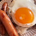 緑の人魚's cooksnap of when they made 体力ゼロでも作れるウインナー目玉焼き丼.