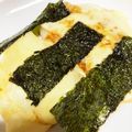 mahotere's cooksnap of when they made 夜食・おやつに☆海苔チーズもち☆.