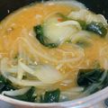 ちび☆あず's cooksnap of when they made ワカメと もやし 玉ねぎの ピリ辛スープ.