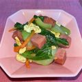 クックELI7VG☆'s cooksnap of when they made ホウレン草ｘ卵ｘスパムでチャンプルー風！.