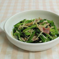 umemodoki's cooksnap of when they made 【副菜】小松菜とえのきのベーコン炒め.