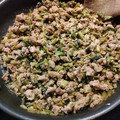 みこひろママ's cooksnap of when they made かぶの葉と鶏挽き肉の炒めもの.