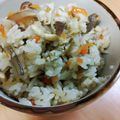 往きつ戻りつ's cooksnap of when they made 鶏肉＆しめじの炊き込みご飯～甘めの薄味♪.