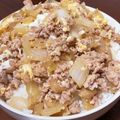 クックWN2NP8☆'s cooksnap of when they made ひき肉のスタミナ卵とじ丼.
