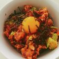 yokoyoko76's cooksnap of when they made 超簡単！まぐろたたき＆アボカドのユッケ丼.