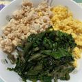 ちゃぎー's cooksnap of when they made 味噌仕立て＊卵と鶏ひき肉の三色そぼろ丼.