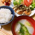 たけうちーの's cooksnap of when they made 大根と小松菜のお味噌汁♪.