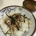 papikun's cooksnap of when they made 揚げ玉サクサク♪しらすオクラ丼.