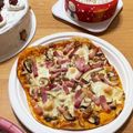 もももももももももち's cooksnap of when they made きのことベーコンのピザ.
