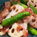 笑う門's cooksnap of when they made 蓮根・ししとう・ベーコンのペペロン炒め.