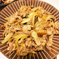 ほりんちごはん's cooksnap of when they made 舞茸と豚こまのオイスター味噌炒め.