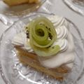 candyboat's cooksnap of when they made 簡単！キウイでバラの飾り切り〜ケーキにも.