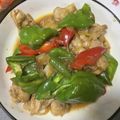 akobo's cooksnap of when they made 苦くないピーマンと鶏肉のオイスタうま炒め.