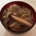 チェリチョコ's cooksnap of when they made 三種のきのこの味噌汁.
