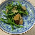クック81NK9U☆'s cooksnap of when they made ✿春菊のにんにく炒め✿.