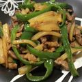 moon10's cooksnap of when they made じゃがいもとピーマンの青椒肉絲.