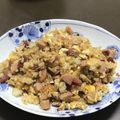 居酒屋まるみ's cooksnap of when they made 魚肉ソーセージとピーマンの炒飯.