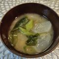 tikariri's cooksnap of when they made 旬な蕪と長ねぎの具沢山みそ汁～２人分～.