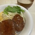 papikun's cooksnap of when they made ふわとろ卵とハンバーグ丼♪.
