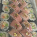 Yokchina's cooksnap of when they made 生春巻の皮で棒寿司.