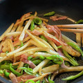 かっちゃん杉's cooksnap of when they made じゃが芋とベーコンのカレーマヨ炒め.