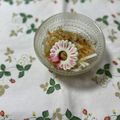yesmama's cooksnap of when they made 蒲鉾の飾り切り☆蝶々と孔雀☆.