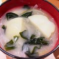 ママメイン！時々子供's cooksnap of when they made ほっこり甘い♡玉ねぎとじゃが芋のお味噌汁.