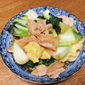 vabochan's cooksnap of when they made 豚バラしめじ卵チンゲン菜のオイスター炒め.